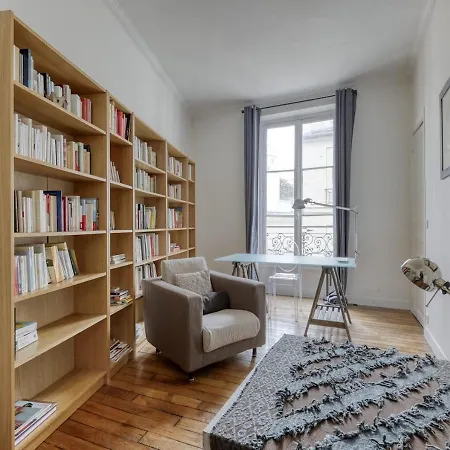 Appartamento Spacious Typical Parisian Flat - Le Marais Parigi
