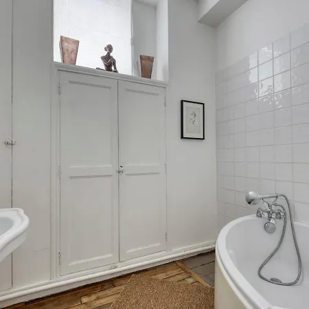 Appartamento Spacious Typical Parisian Flat - Le Marais