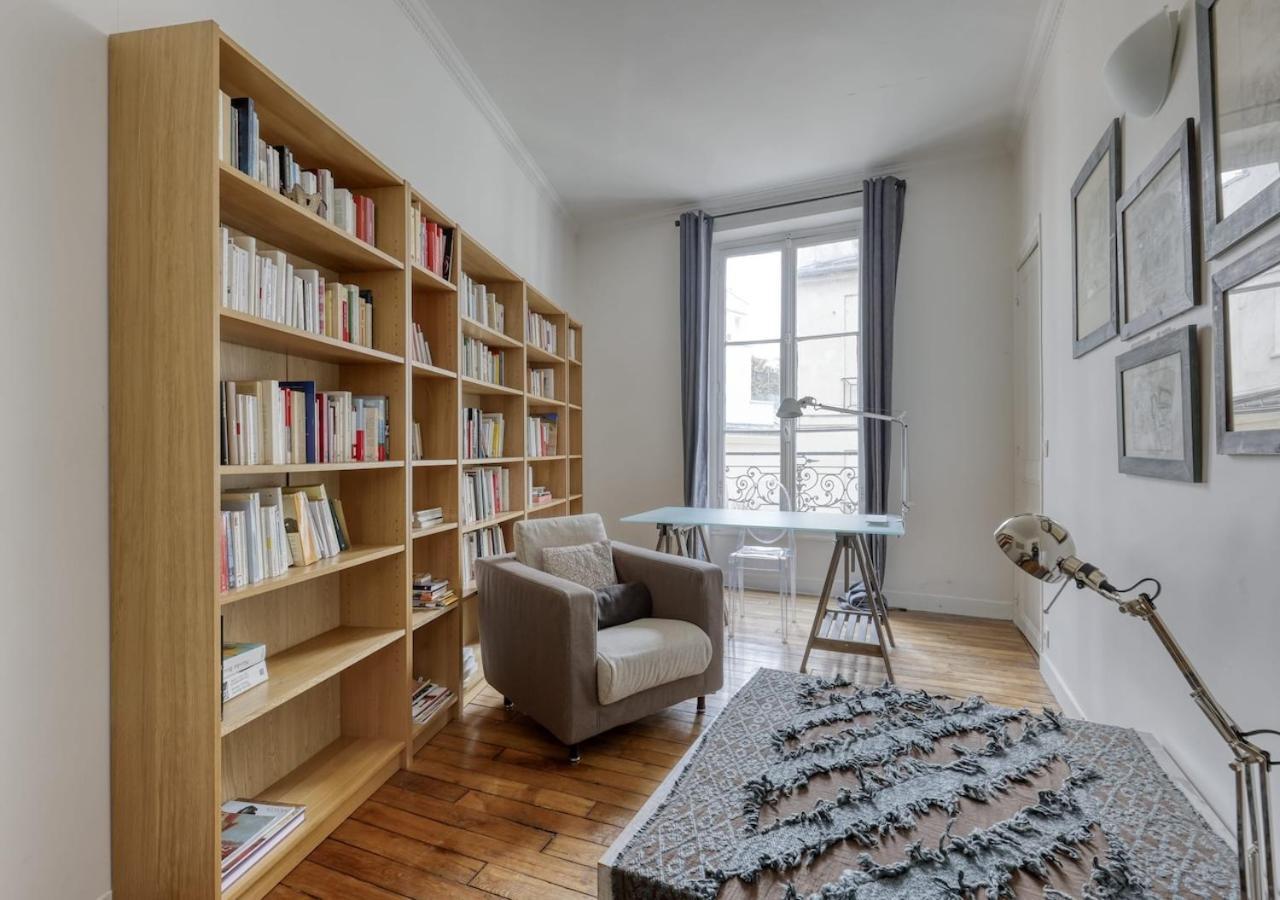 Appartamento Spacious Typical Parisian Flat - Le Marais Parigi